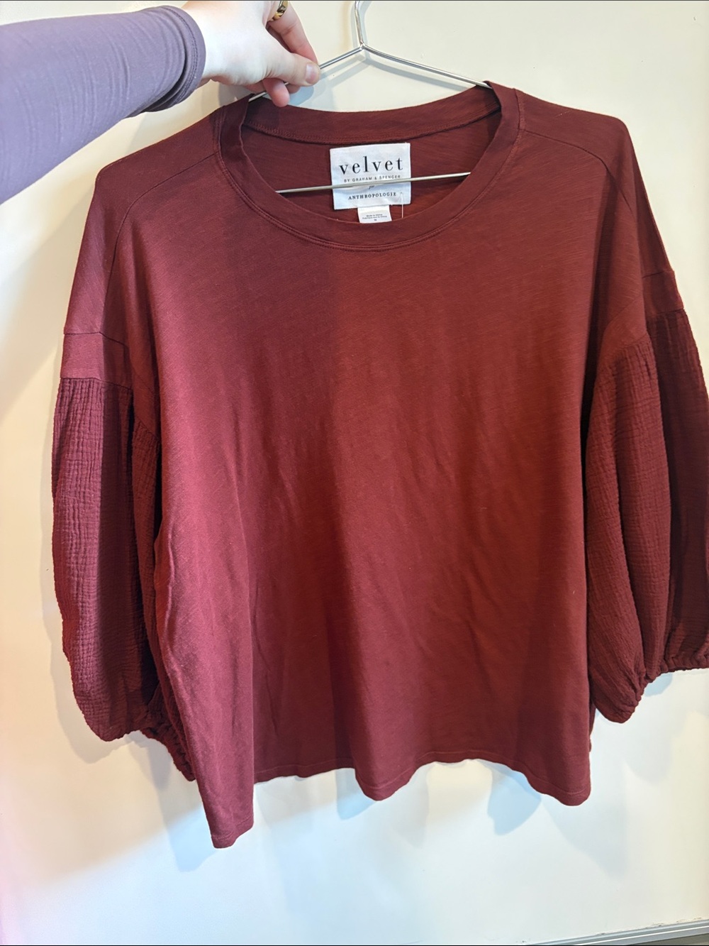 Velvet by Graham & Spencer Women's Burgundy Balloon-Sleeve Top